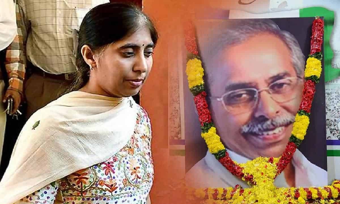 వివేకా మరణం తర్వాత వైఎస్ సునీత 100 కోట్ల ఆస్తి ఎక్కడ?